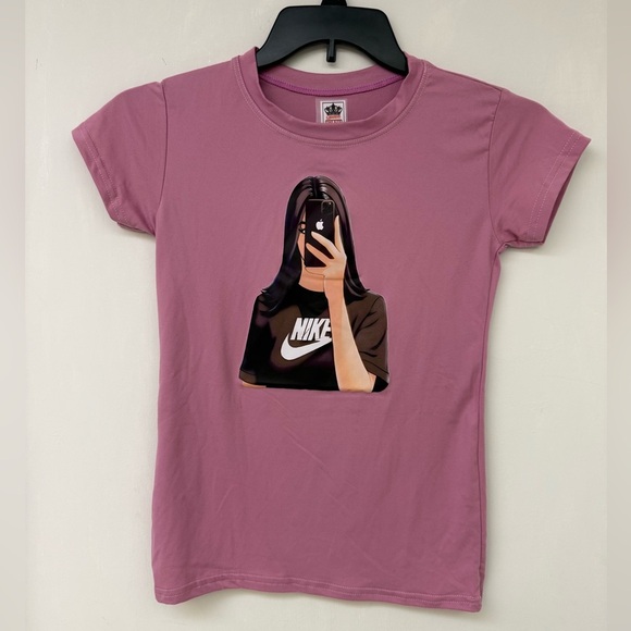 Pink Graphic T-Shirt with Nike Design Size One Size - Picture 1 of 3